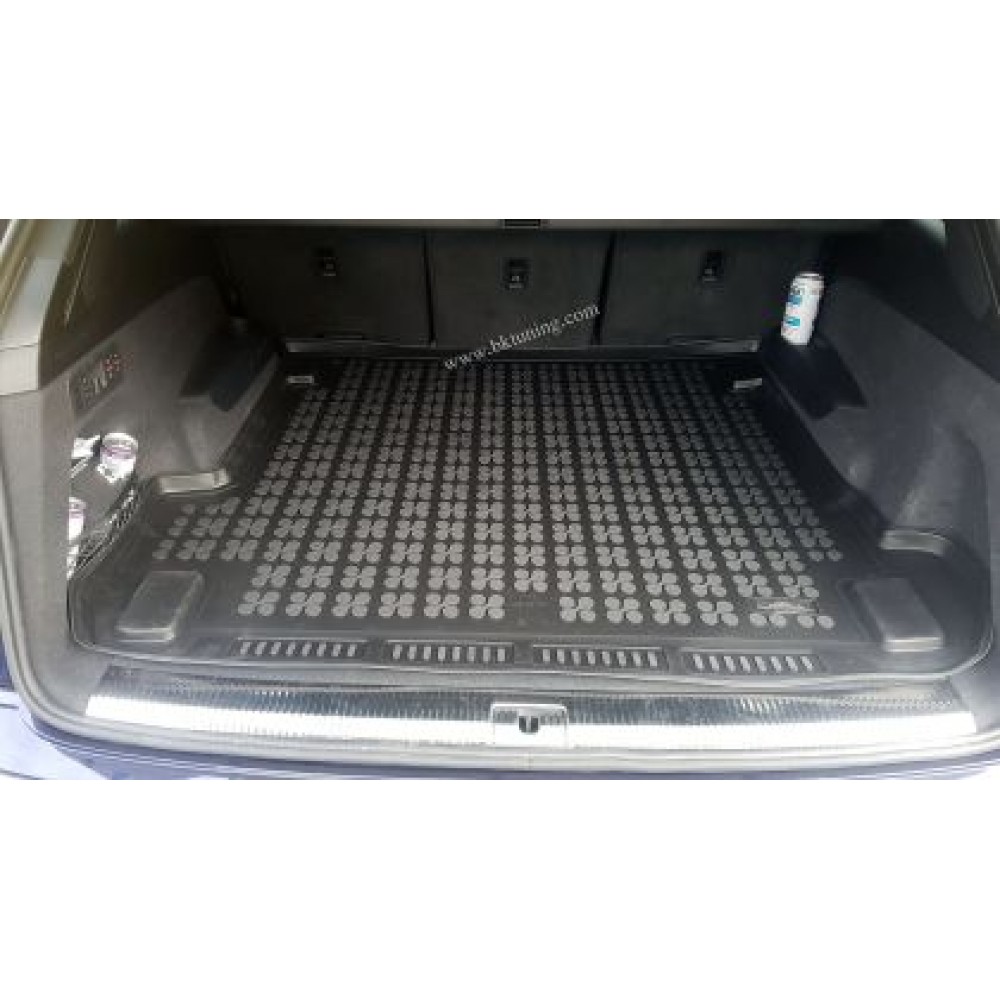 Гумена стелка за багажник за Audi Q7 (2015+) 7 seats (with the third row of seats folder) - Rezaw Plast