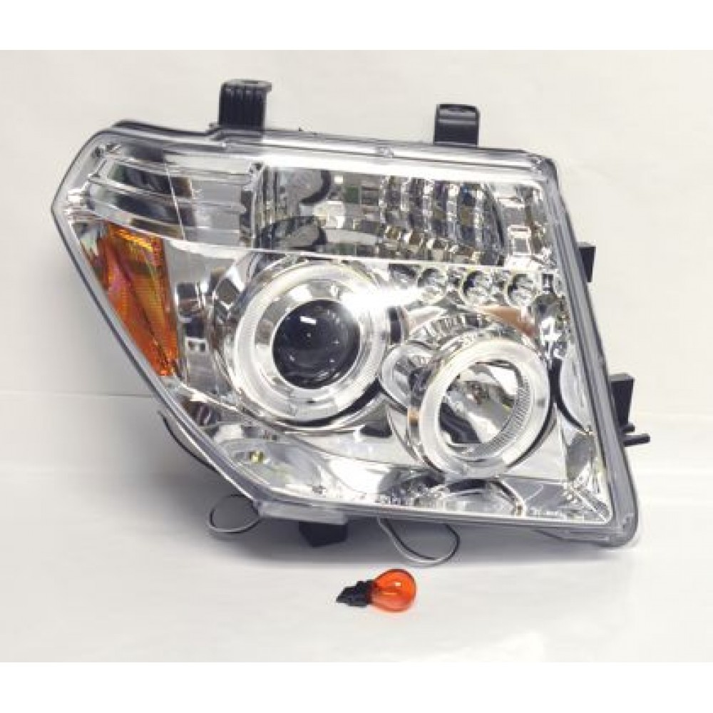 Кристални фарове за Nissan Navara / Pathfinder (2005-2009) - хром