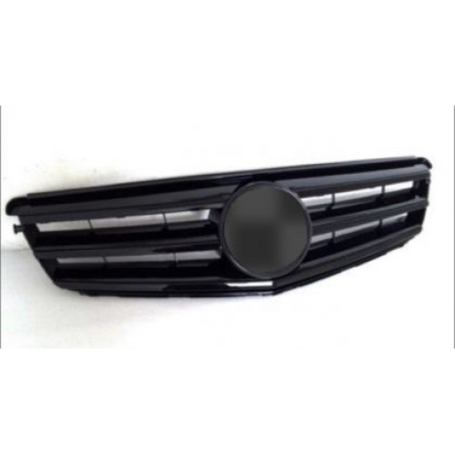 Решетка  Mercedes W204 (2007-2011) - черна гланц