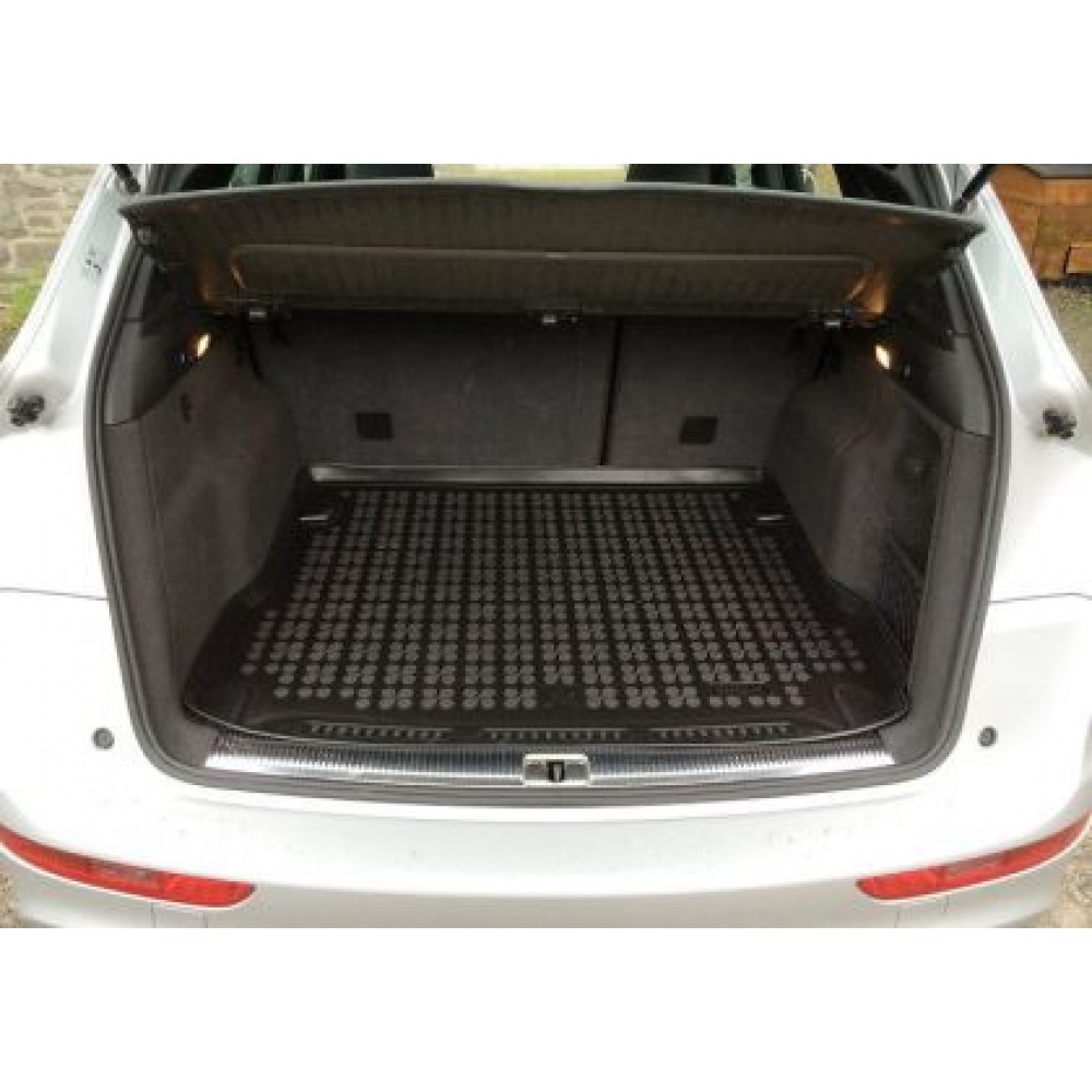 Гумена стелка за багажник за Ford Tourneo Courier (2014+) - Rezaw Plast